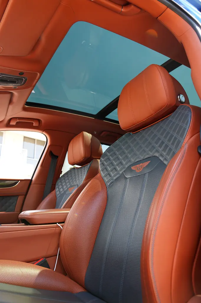 BENTLEY Bentayga Standard 2021 - photo 3 - Import Émirats | International Cars