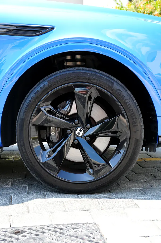 BENTLEY Bentayga Standard 2021 - photo 7 - Import Émirats | International Cars