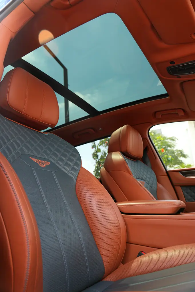 BENTLEY Bentayga Standard 2021 - photo 9 - Import Émirats | International Cars