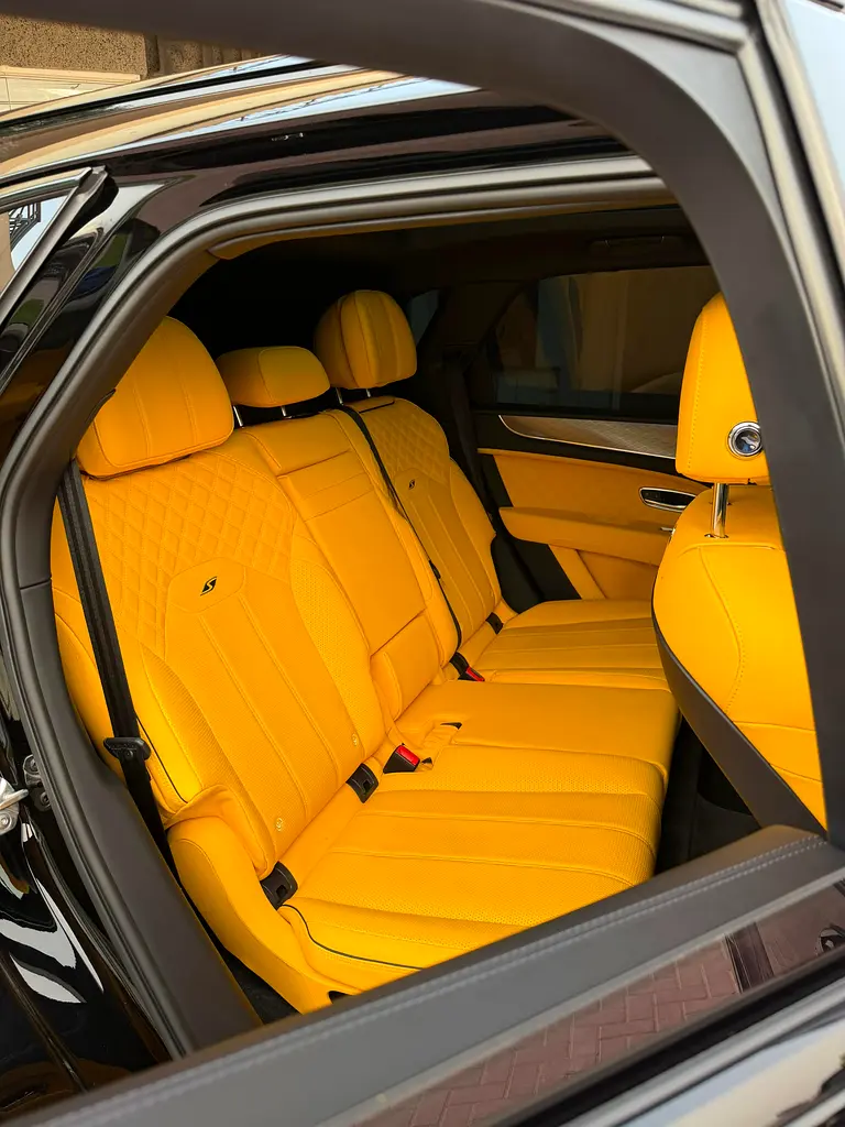 BENTLEY Bentayga S 2022 - photo 12 - Import Émirats | International Cars