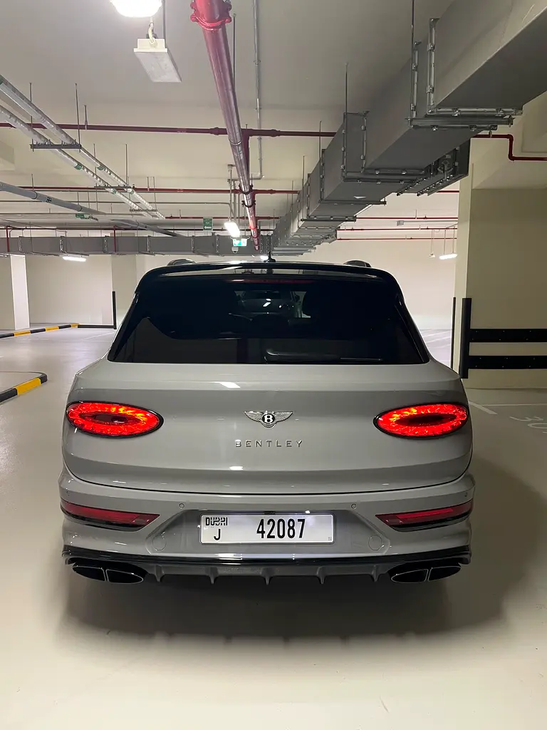 BENTLEY Bentayga S 2023 - photo 3 - Import Émirats | International Cars