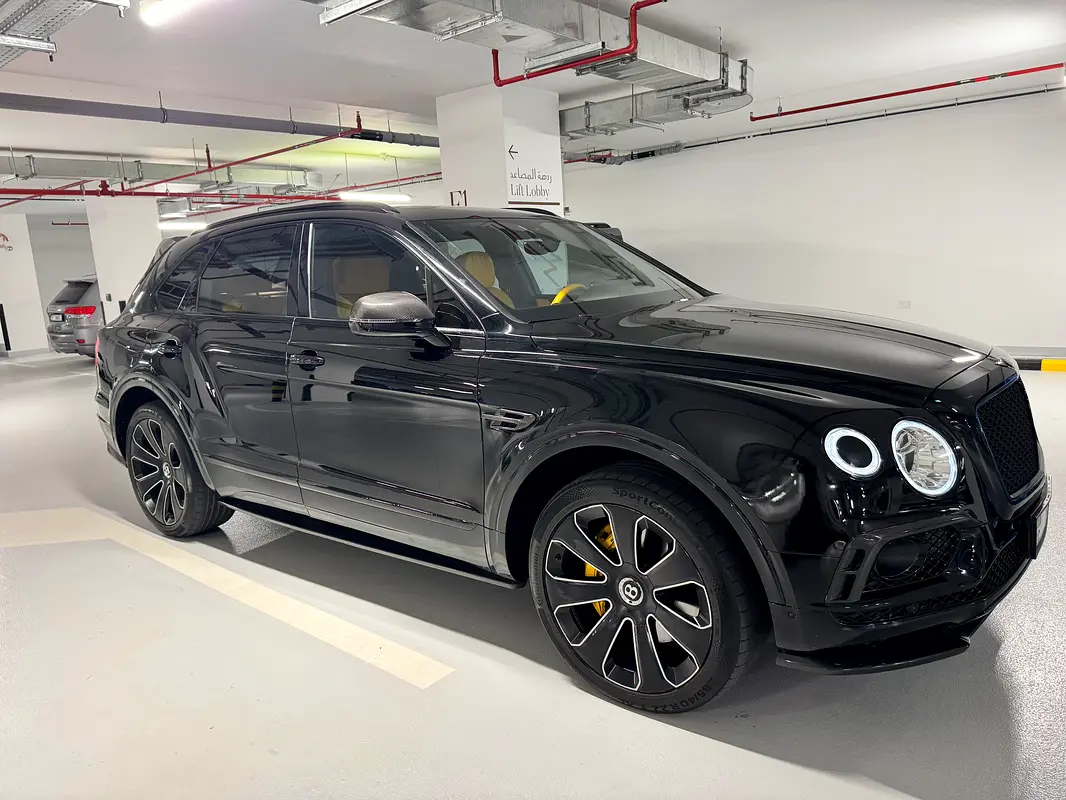 BENTLEY Bentayga W12 First Edition AWD 2019 - photo 12 - Import Émirats | International Cars