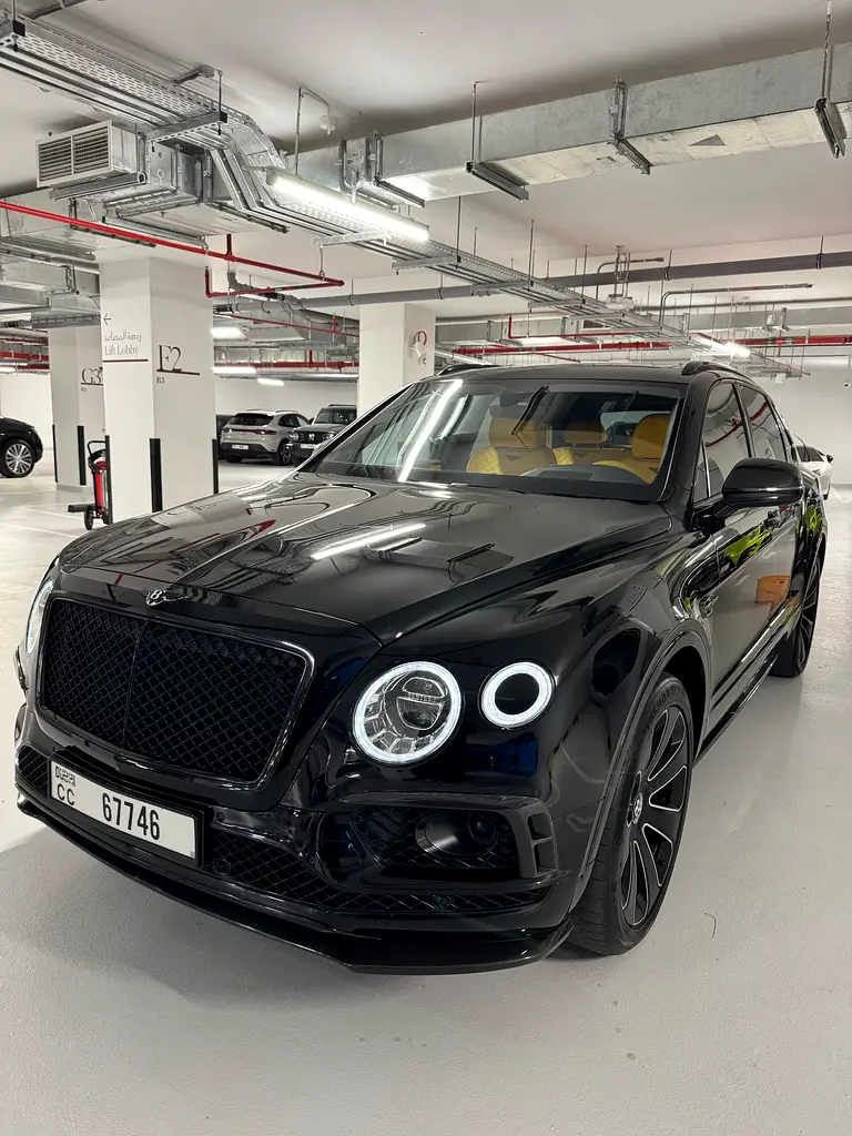 BENTLEY Bentayga W12 First Edition AWD 2019 - photo 2 - Import Émirats | International Cars