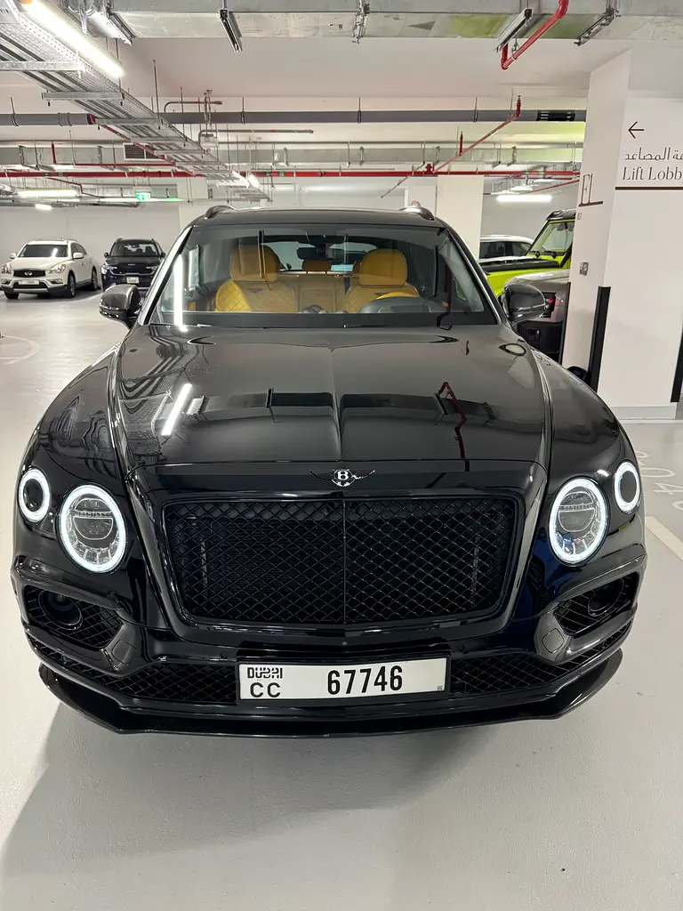 BENTLEY Bentayga W12 First Edition AWD 2019 - photo 3 - Import Émirats | International Cars