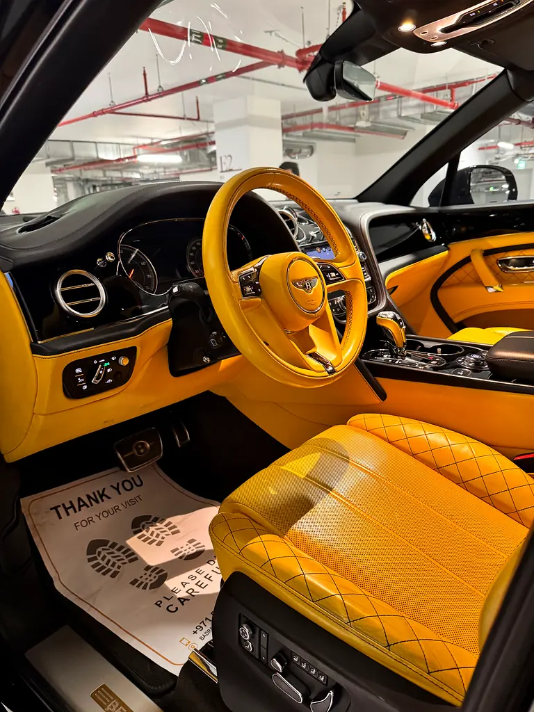 BENTLEY Bentayga W12 First Edition AWD 2019 - photo 6 - Import Émirats | International Cars