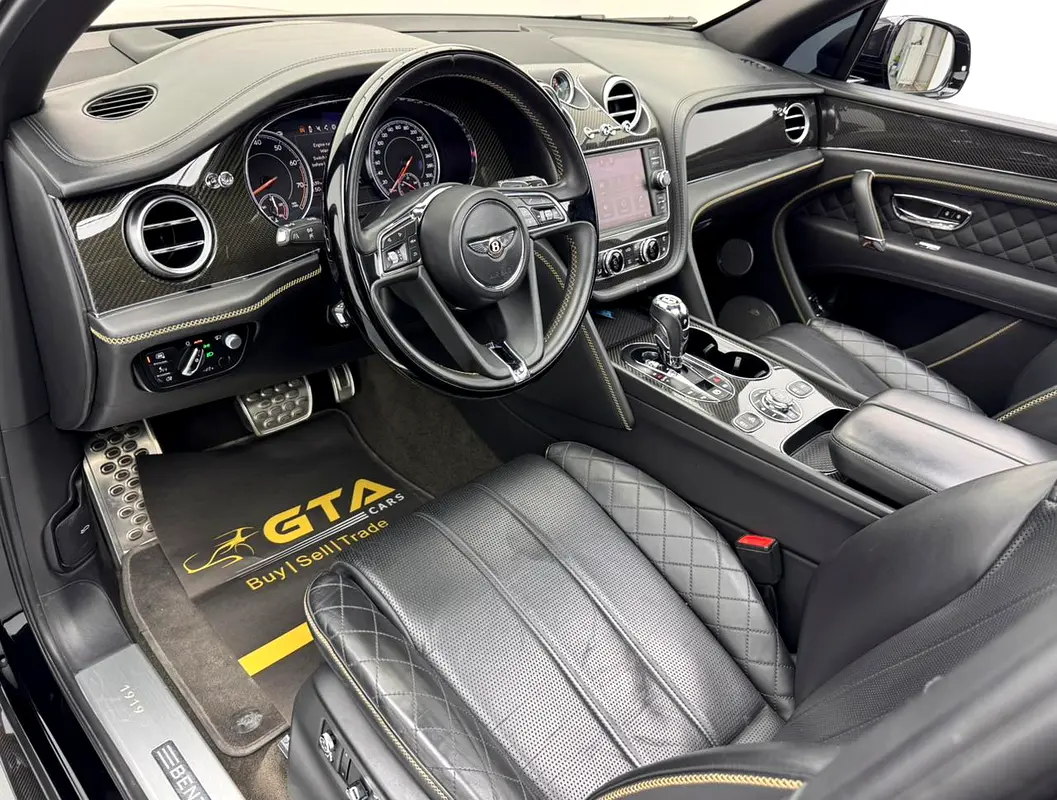 BENTLEY Bentayga Signature 2020 - photo 11 - Import Émirats | International Cars