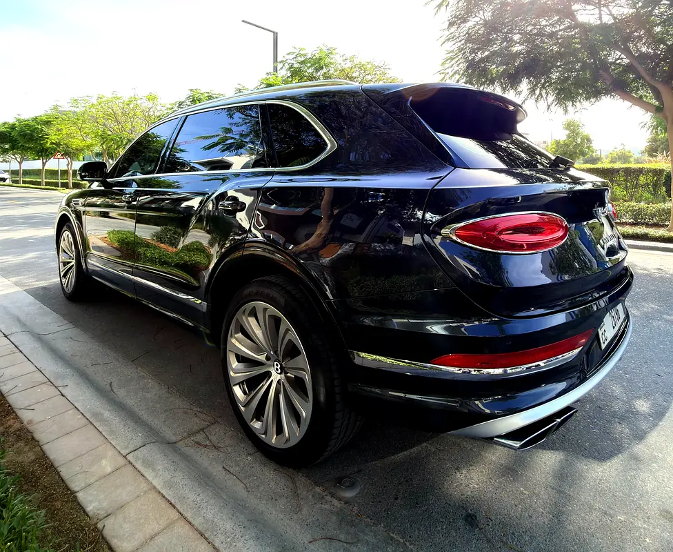 BENTLEY Bentayga EWB V8 2024