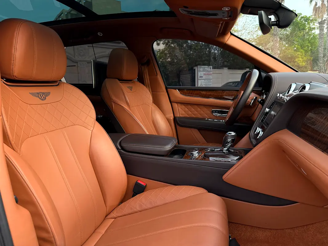 BENTLEY Bentayga Special Edition 2017 - photo 6 - Import Émirats | International Cars