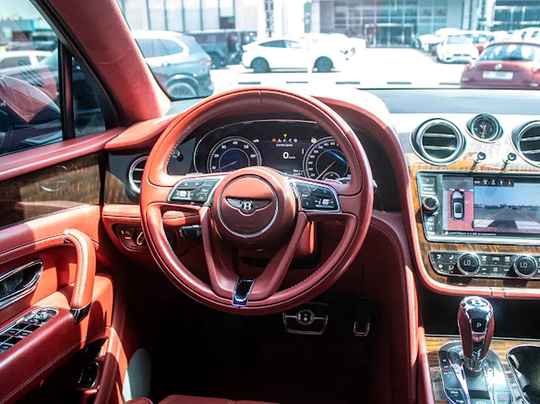 BENTLEY Bentayga Standard 2018 - photo 5 - Import Émirats | International Cars