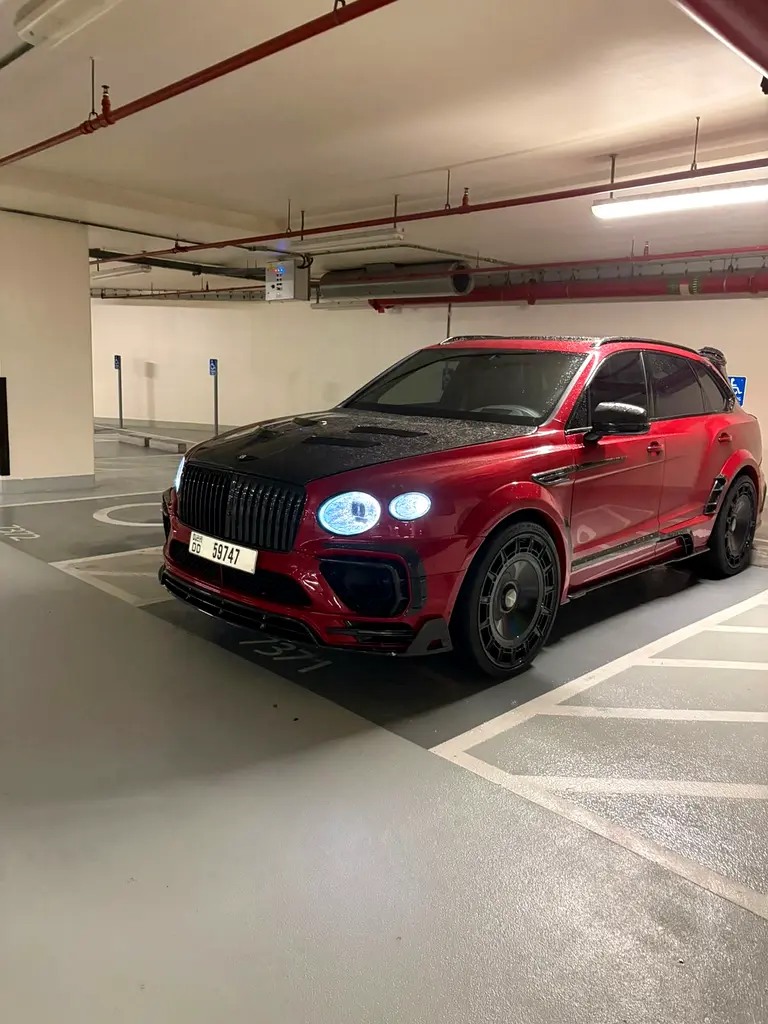BENTLEY Bentayga S 2023 - photo 11 - Import Émirats | International Cars