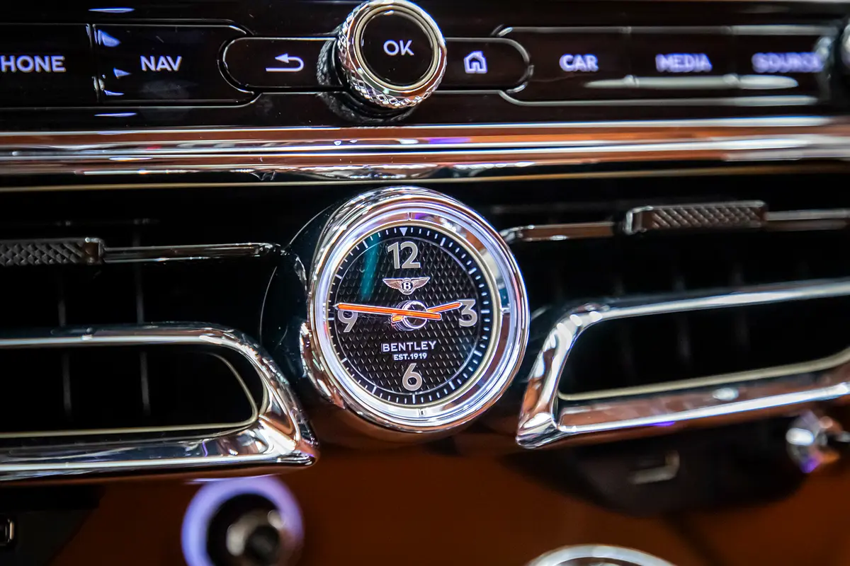 BENTLEY Flying Spur W12 2022 - photo 11 - Import Émirats | International Cars