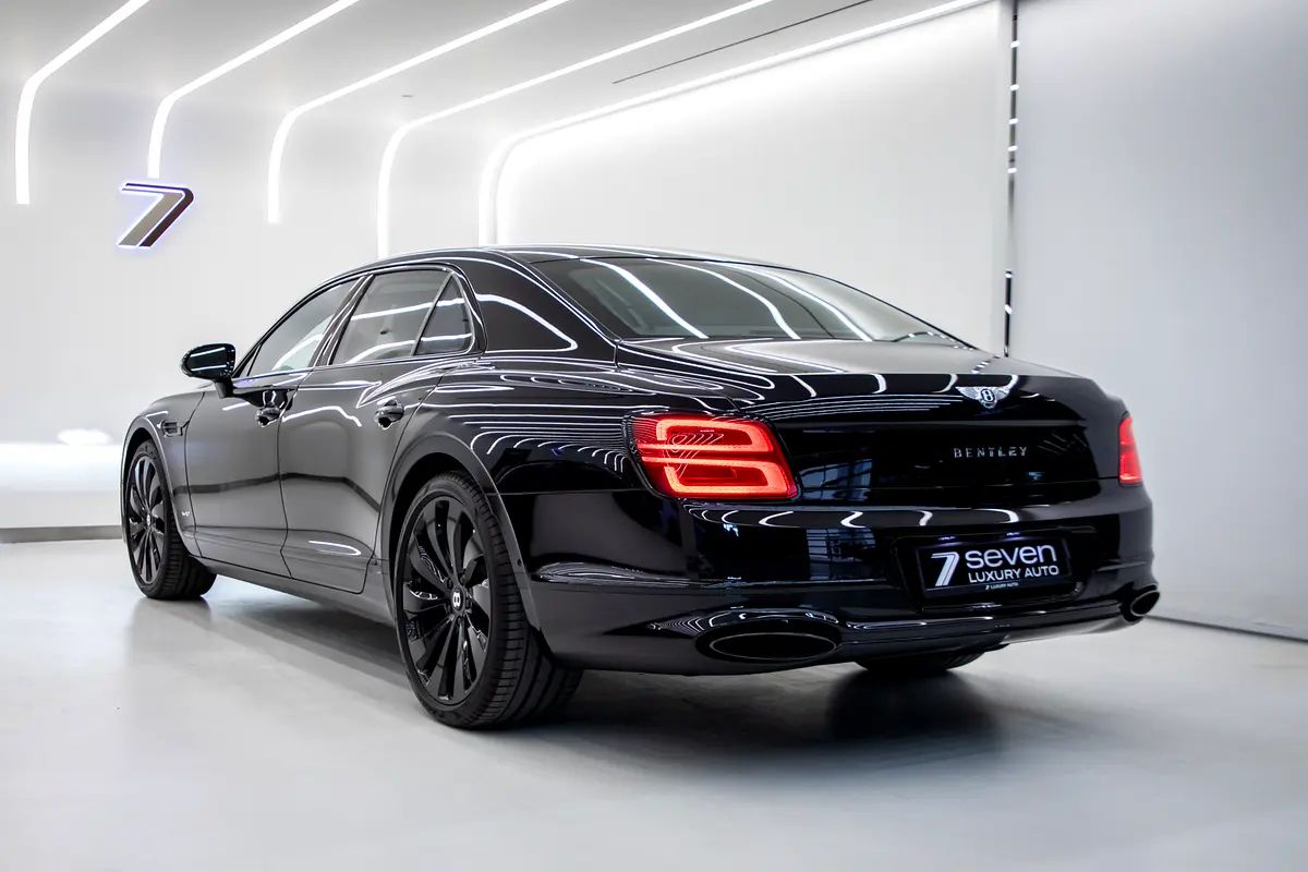 BENTLEY Flying Spur W12 2022 - photo 4 - Import Émirats | International Cars