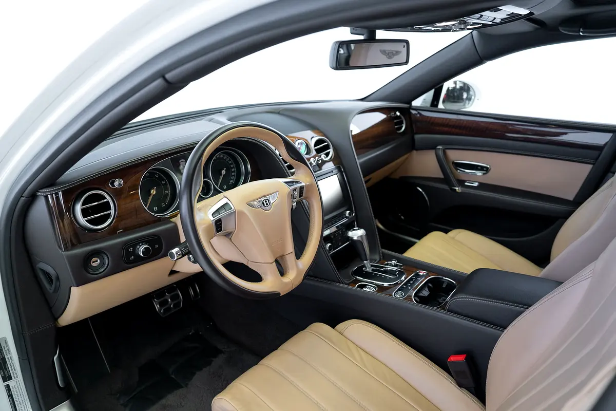 BENTLEY Flying Spur Other 2016 - photo 10 - Import Émirats | International Cars