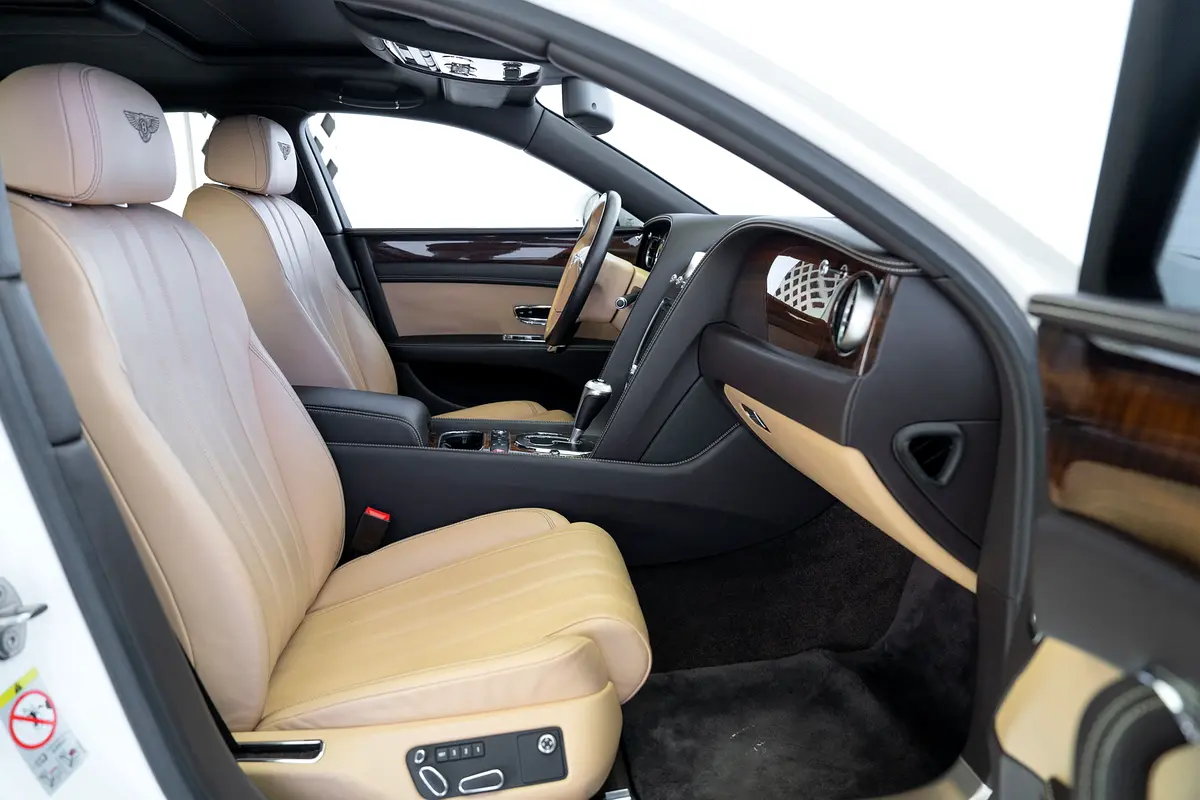 BENTLEY Flying Spur Other 2016 - photo 12 - Import Émirats | International Cars