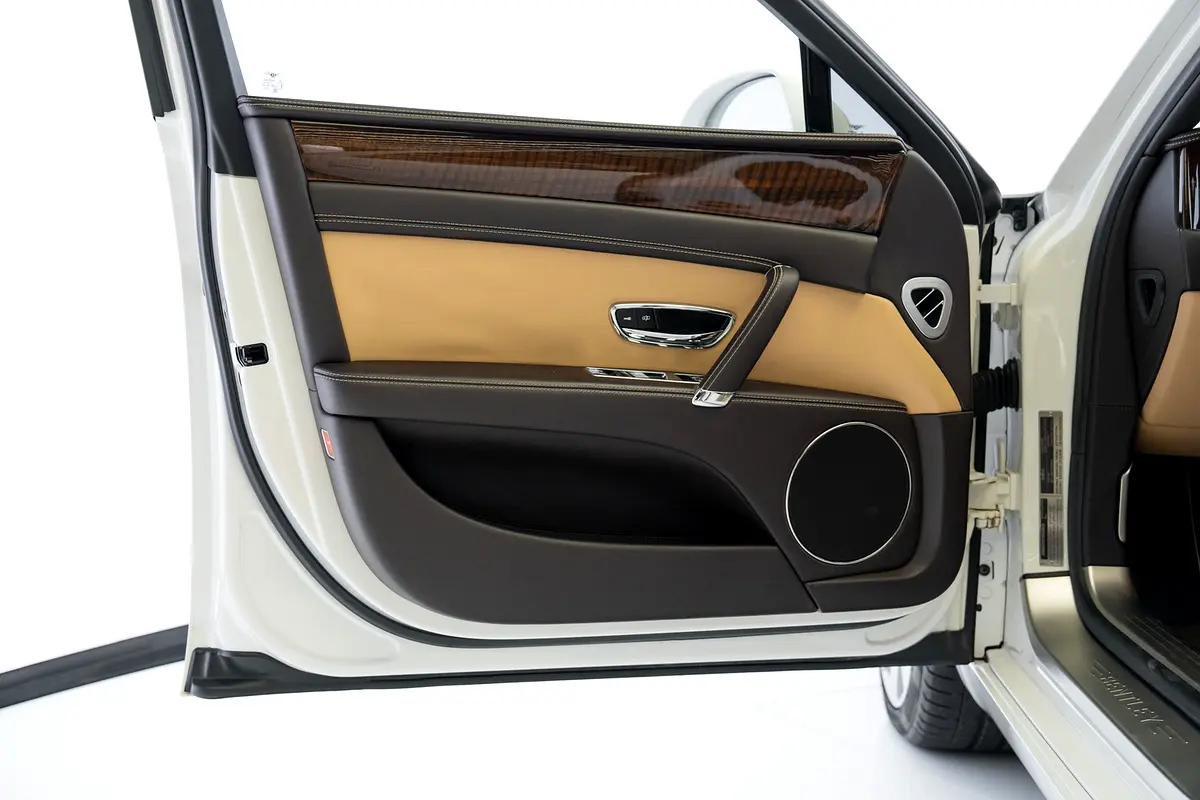 BENTLEY Flying Spur Other 2016 - photo 7 - Import Émirats | International Cars