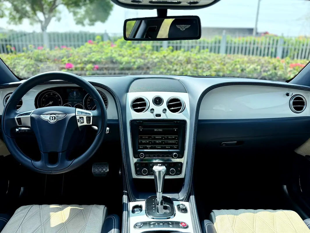 BENTLEY Flying Spur W12 2016 - photo 9 - Import Émirats | International Cars