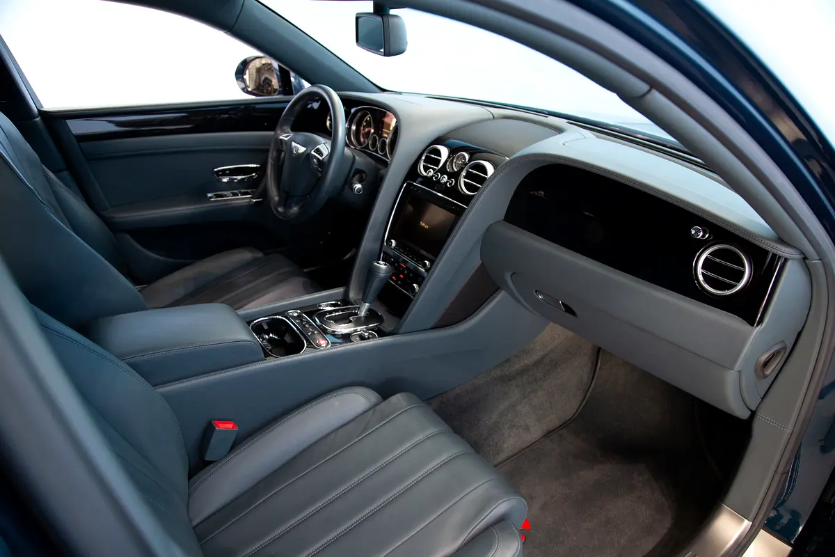 BENTLEY Flying Spur Other 2016 - photo 12 - Import Émirats | International Cars