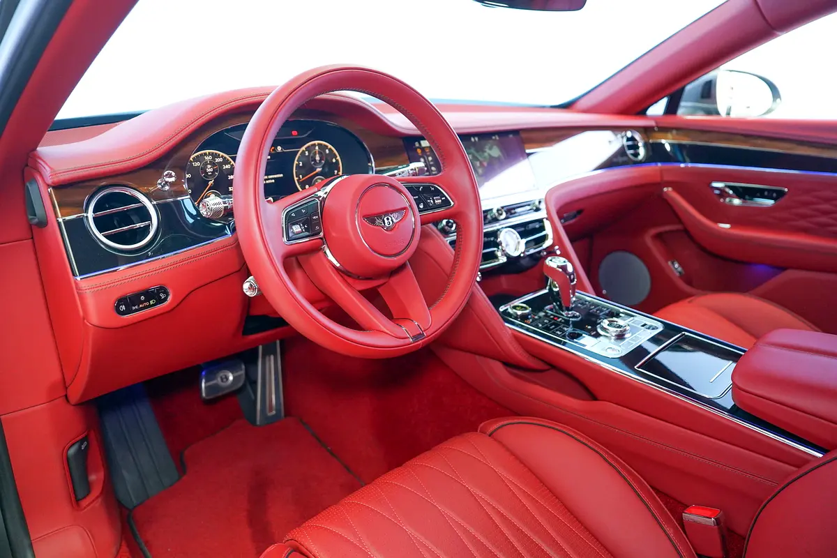 BENTLEY Flying Spur W12 First Edition 2021 - photo 7 - Import Émirats | International Cars