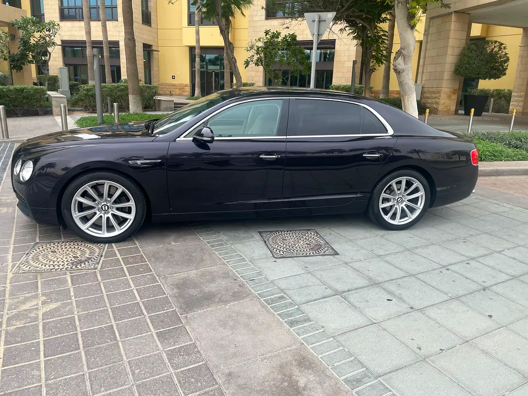 BENTLEY Flying Spur Mulliner 2016 - photo 7 - Import Émirats | International Cars
