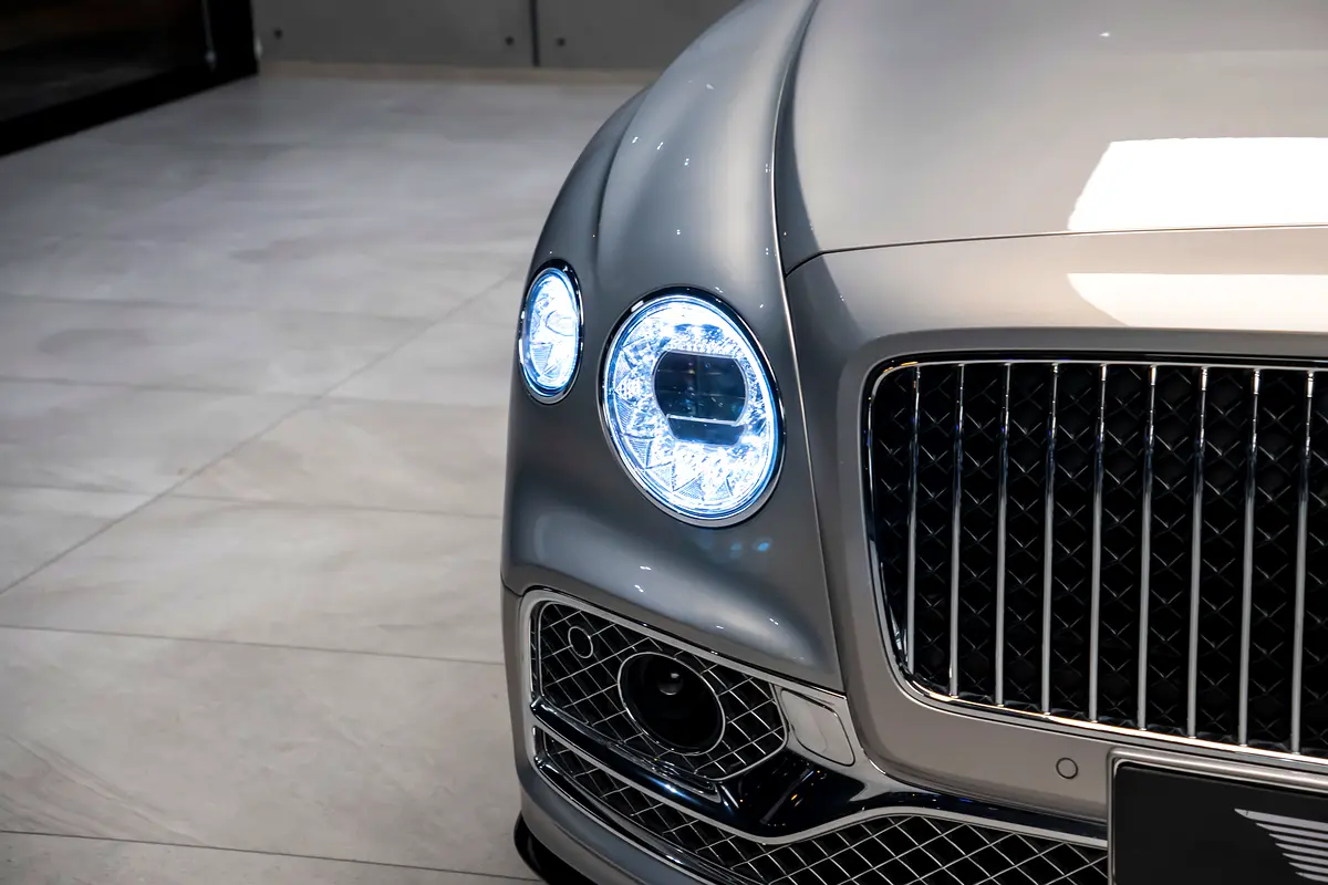 BENTLEY Flying Spur W12 First Edition 2021 - photo 6 - Import Émirats | International Cars
