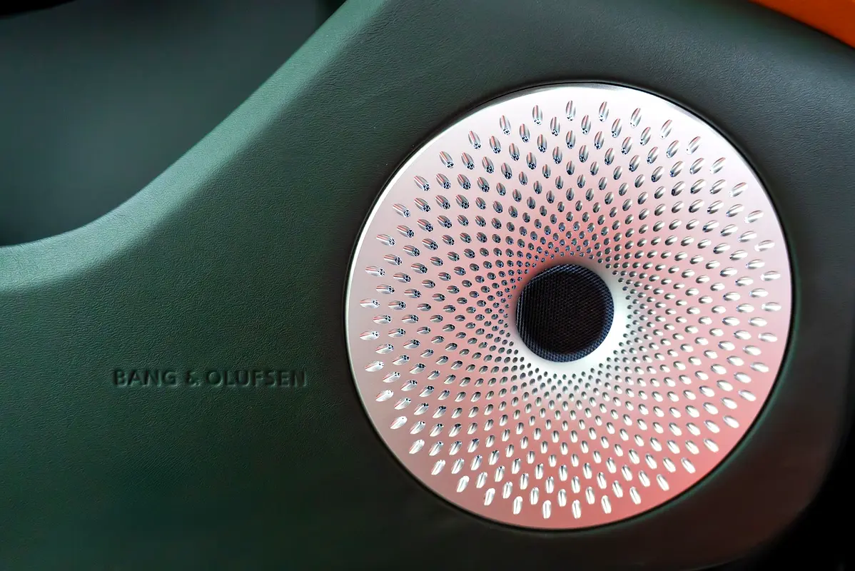 BENTLEY Flying Spur Azure 2023 - photo 10 - Import Émirats | International Cars