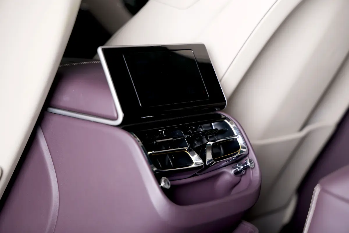 BENTLEY Flying Spur W12 2022 - photo 11 - Import Émirats | International Cars