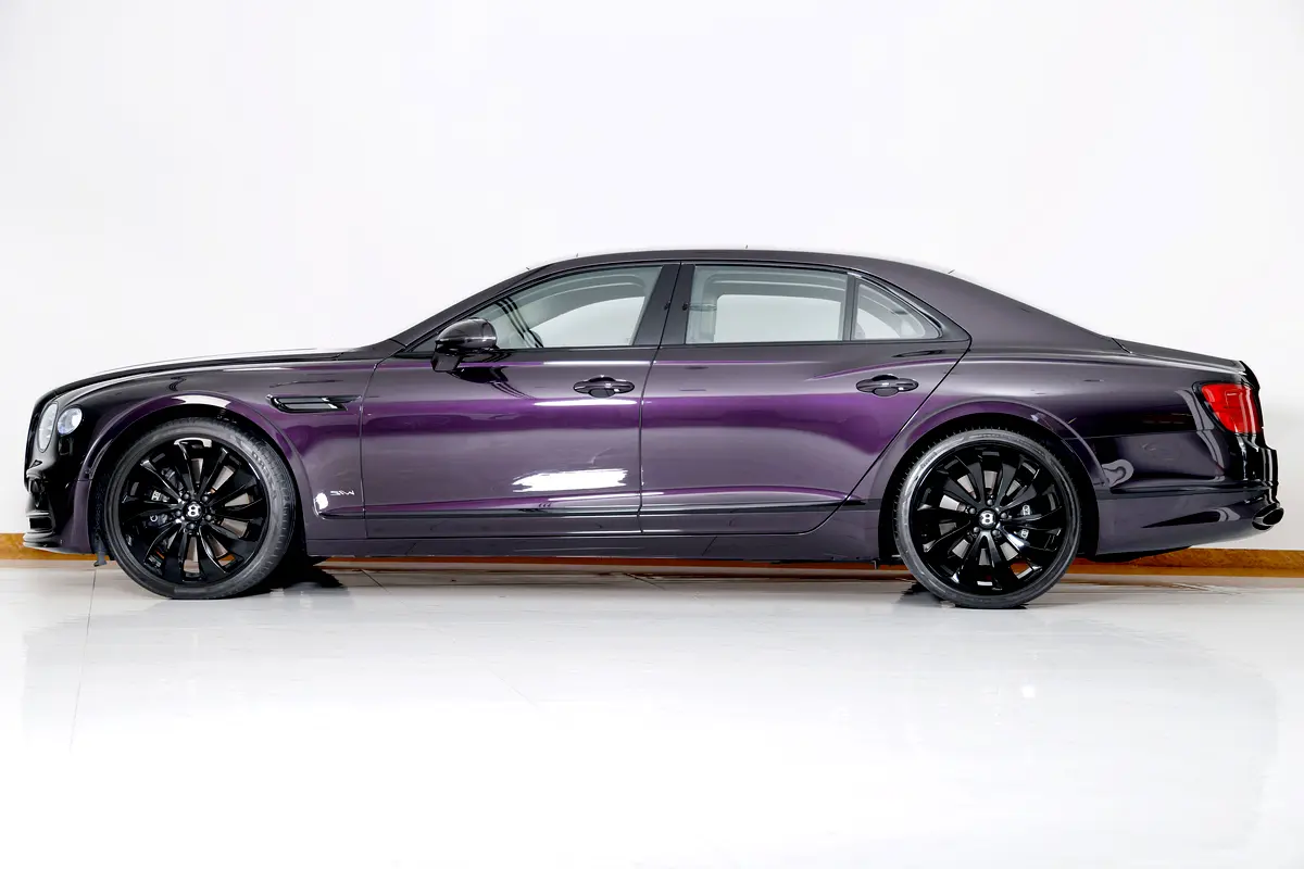 BENTLEY Flying Spur W12 2022 - photo 5 - Import Émirats | International Cars