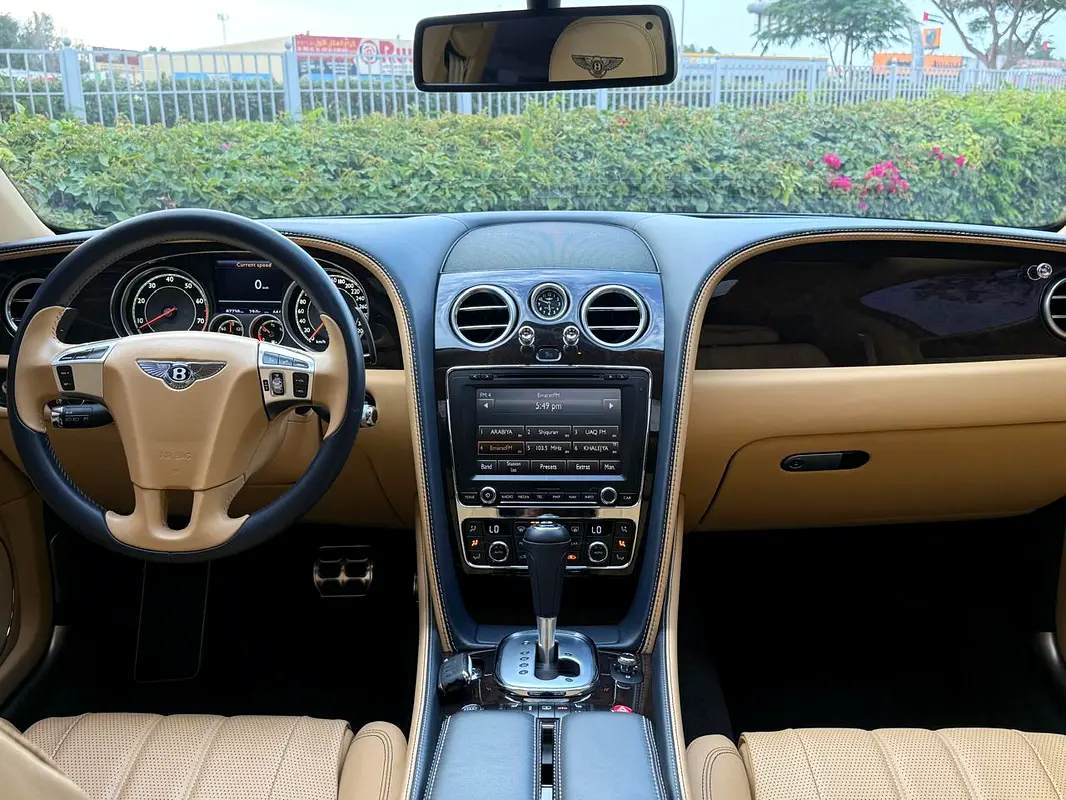 BENTLEY Flying Spur W12 Speed 2014 - photo 8 - Import Émirats | International Cars