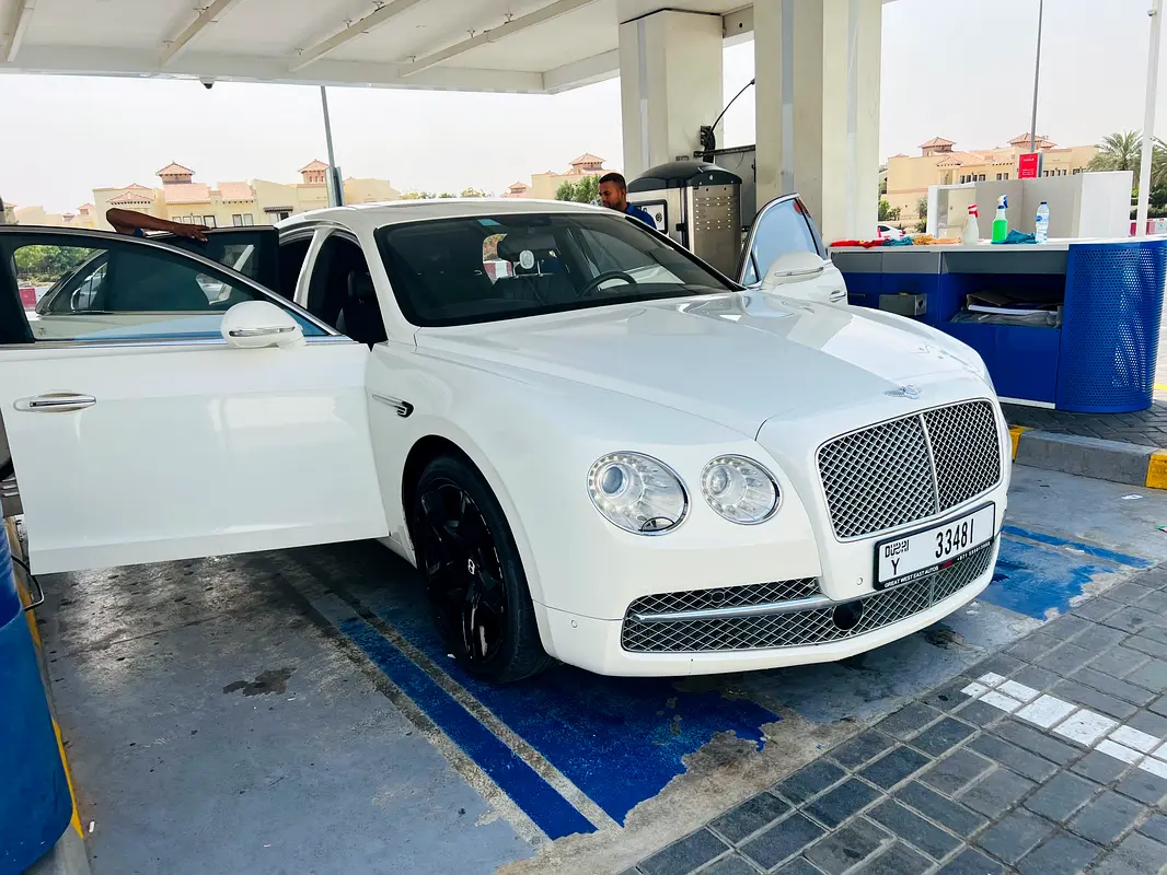 BENTLEY Flying Spur Azure 2015 - photo 2 - Import Émirats | International Cars