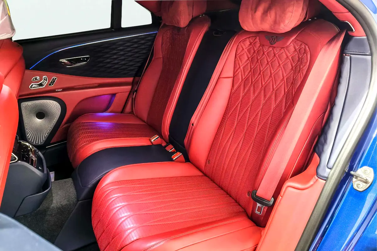 BENTLEY Flying Spur V8 S 2022 - photo 12 - Import Émirats | International Cars