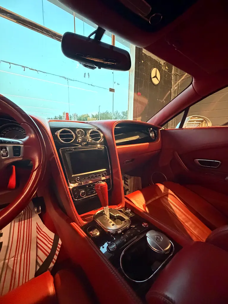 BENTLEY Continental GT Speed 2014 - photo 5 - Import Émirats | International Cars