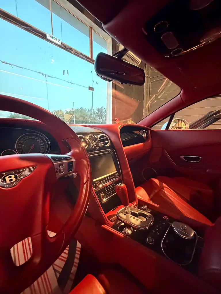 BENTLEY Continental GT Speed 2014 - photo 9 - Import Émirats | International Cars