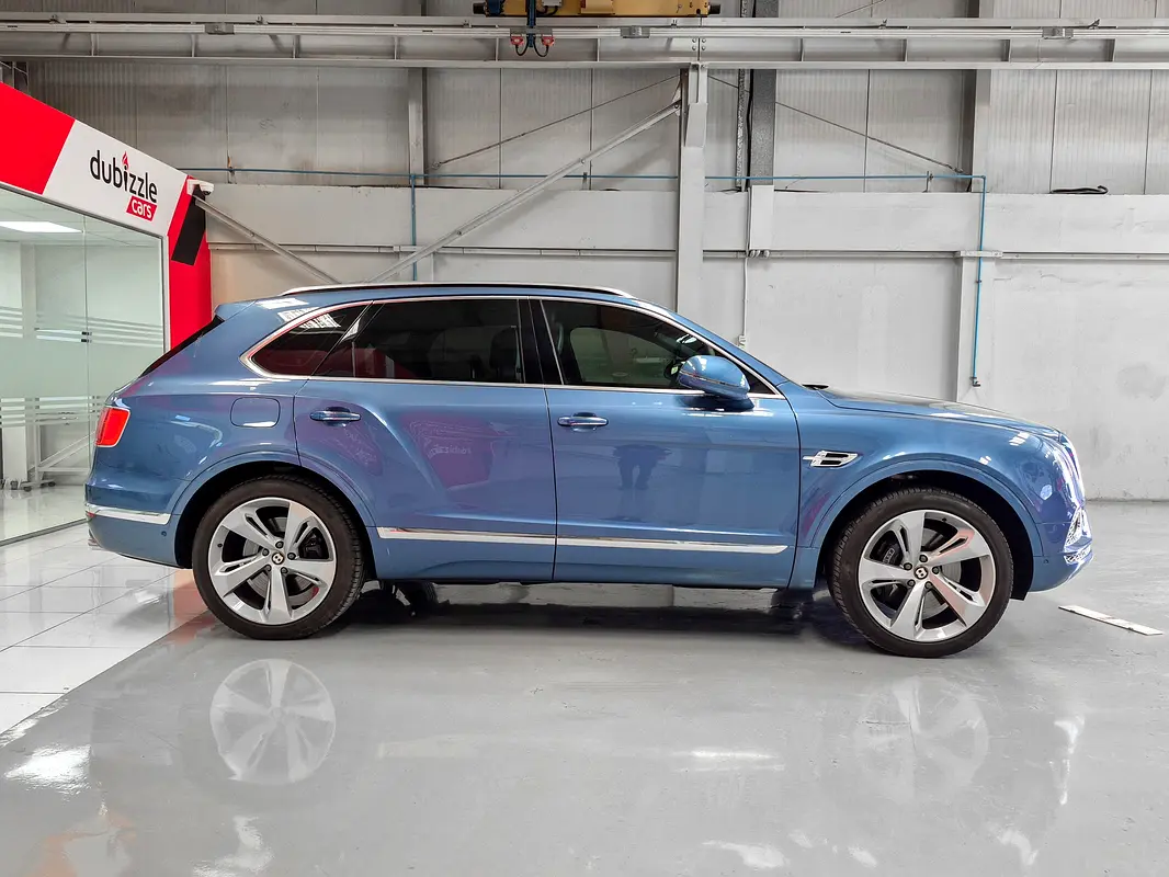 BENTLEY Bentayga Standard 2020 - photo 4 - Import Émirats | International Cars