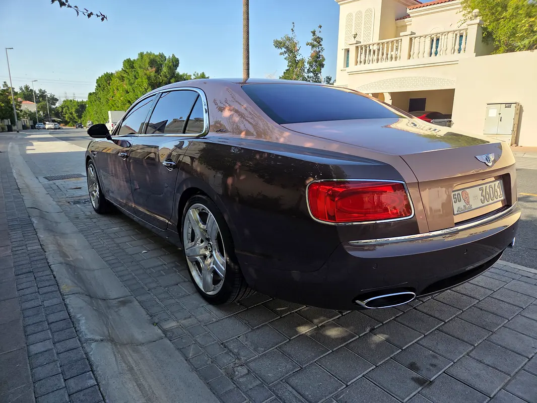 BENTLEY Flying Spur W12 2014 - photo 5 - Import Émirats | International Cars