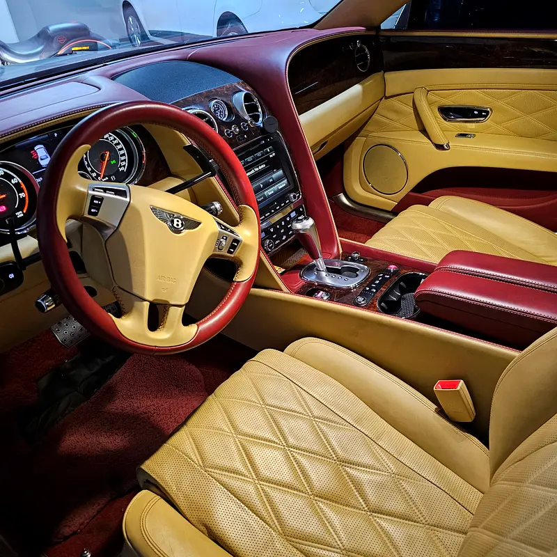 BENTLEY Flying Spur W12 2014 - photo 3 - Import Émirats | International Cars