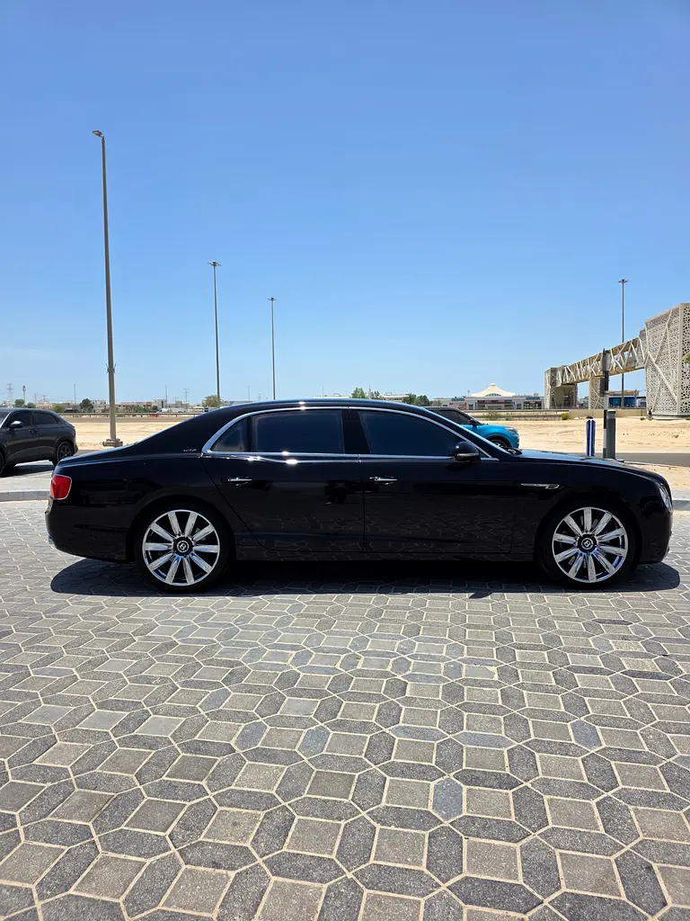 BENTLEY Flying Spur W12 2014 - photo 5 - Import Émirats | International Cars