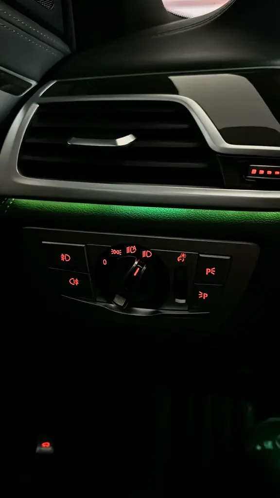 BMW 7-Series 730Li 2019 - photo 11 - Import Émirats | International Cars