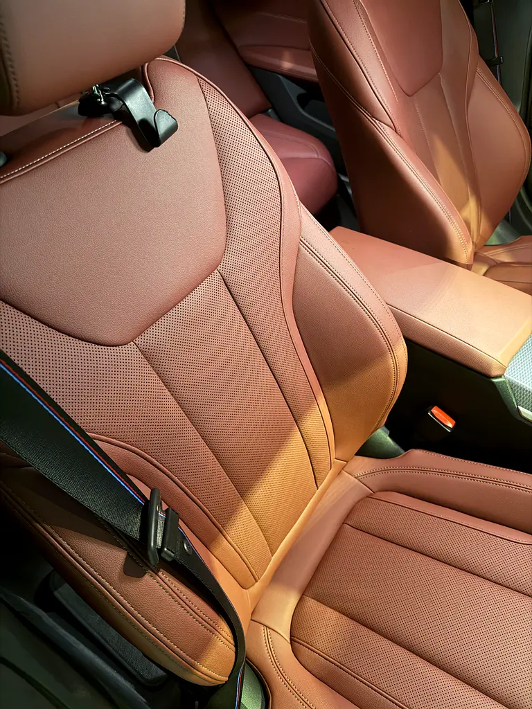 BMW 4-Series 430i 2024 - photo 10 - Import Émirats | International Cars