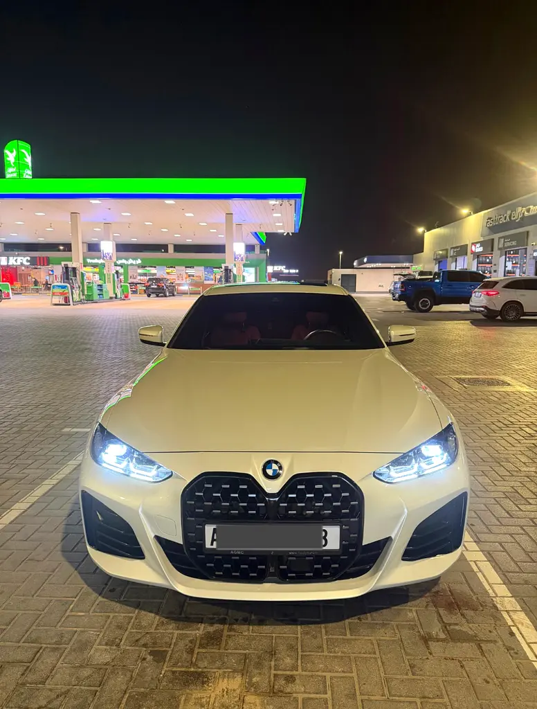BMW 4-Series 430i 2024 - photo 2 - Import Émirats | International Cars