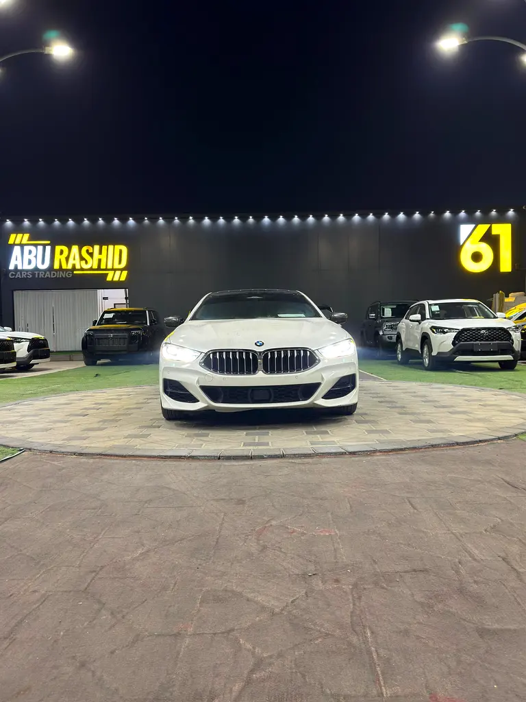 BMW 8-Series 840i 2020 - photo 7 - Import Émirats | International Cars