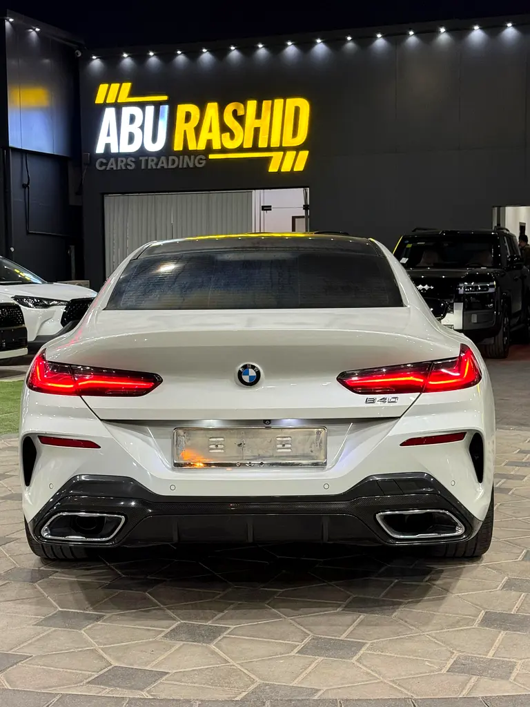 BMW 8-Series 840i 2020 - photo 9 - Import Émirats | International Cars