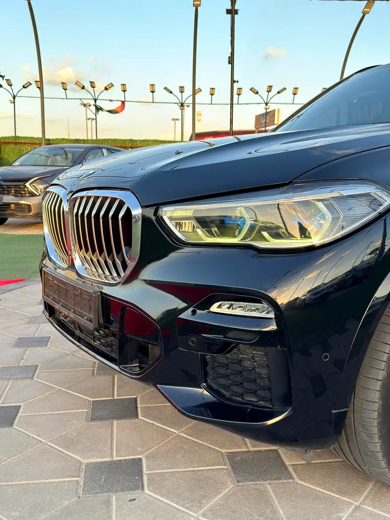 BMW X5 Xdrive50i 2019 - photo 6 - Import Émirats | International Cars