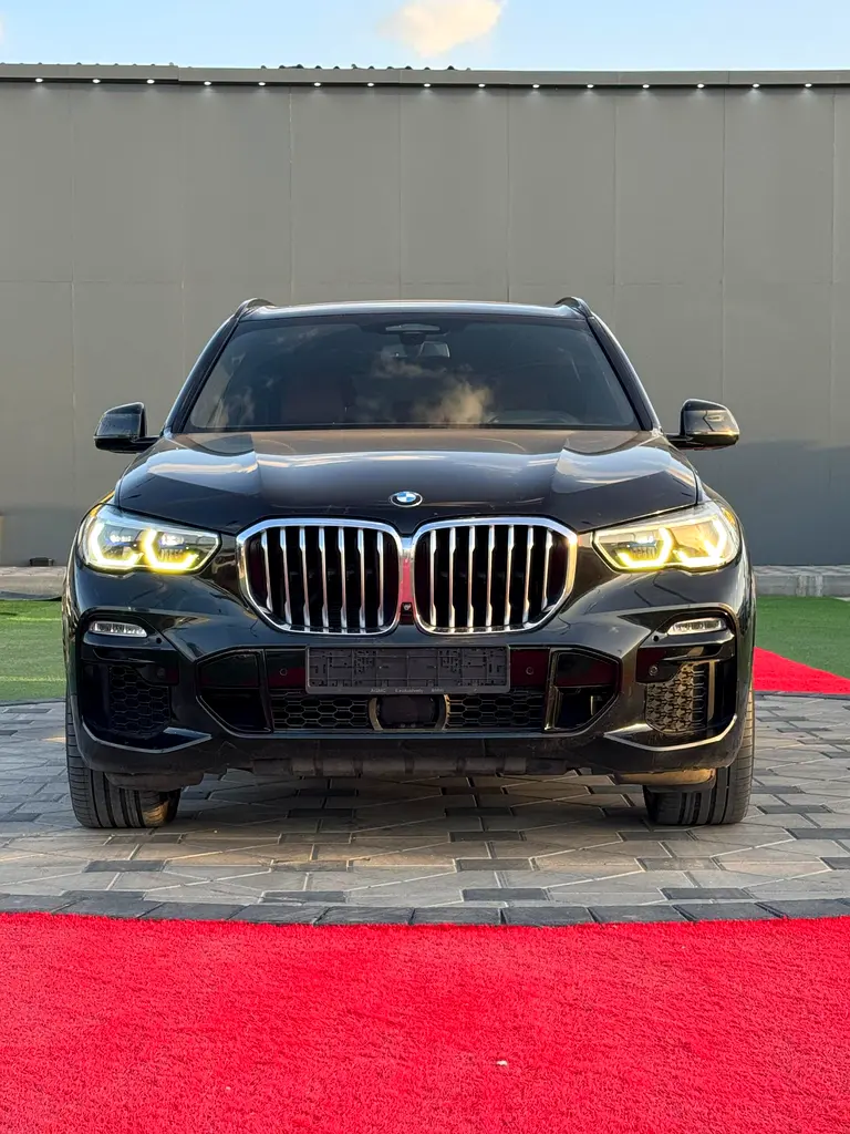 BMW X5 Xdrive50i 2019 - photo 7 - Import Émirats | International Cars