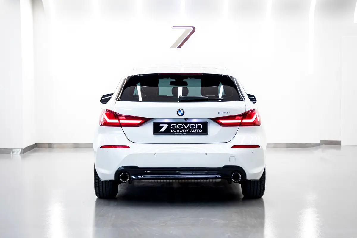 BMW 1-Series 120i 2021 - photo 6 - Import Émirats | International Cars