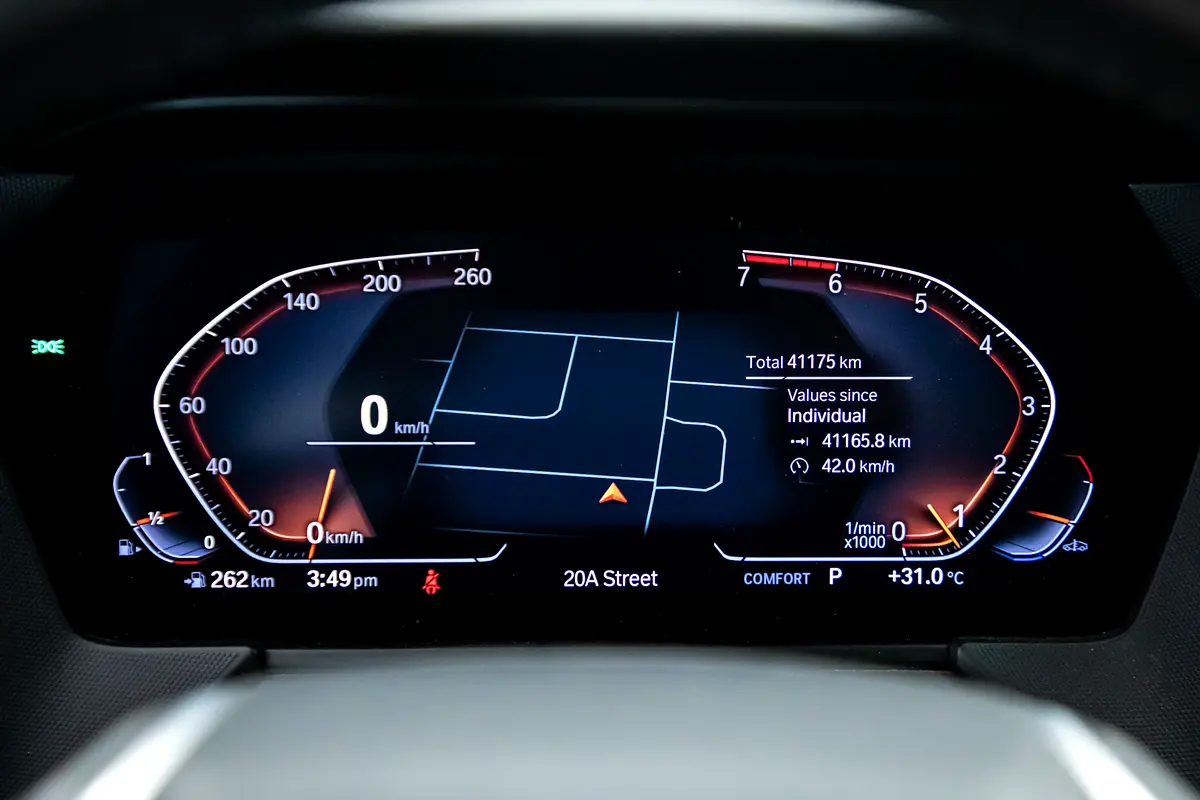 BMW 1-Series 120i 2021 - photo 8 - Import Émirats | International Cars