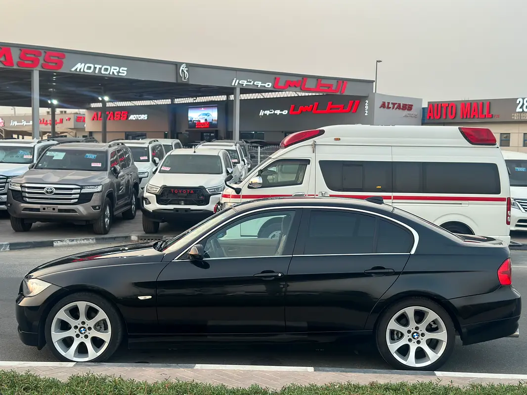 BMW 3-Series 325i 2006 - photo 4 - Import Émirats | International Cars