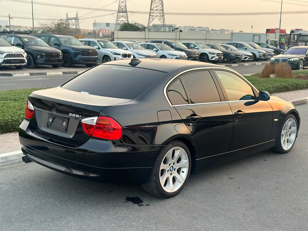 BMW 3-Series 325i 2006 - photo 9 - Import Émirats | International Cars