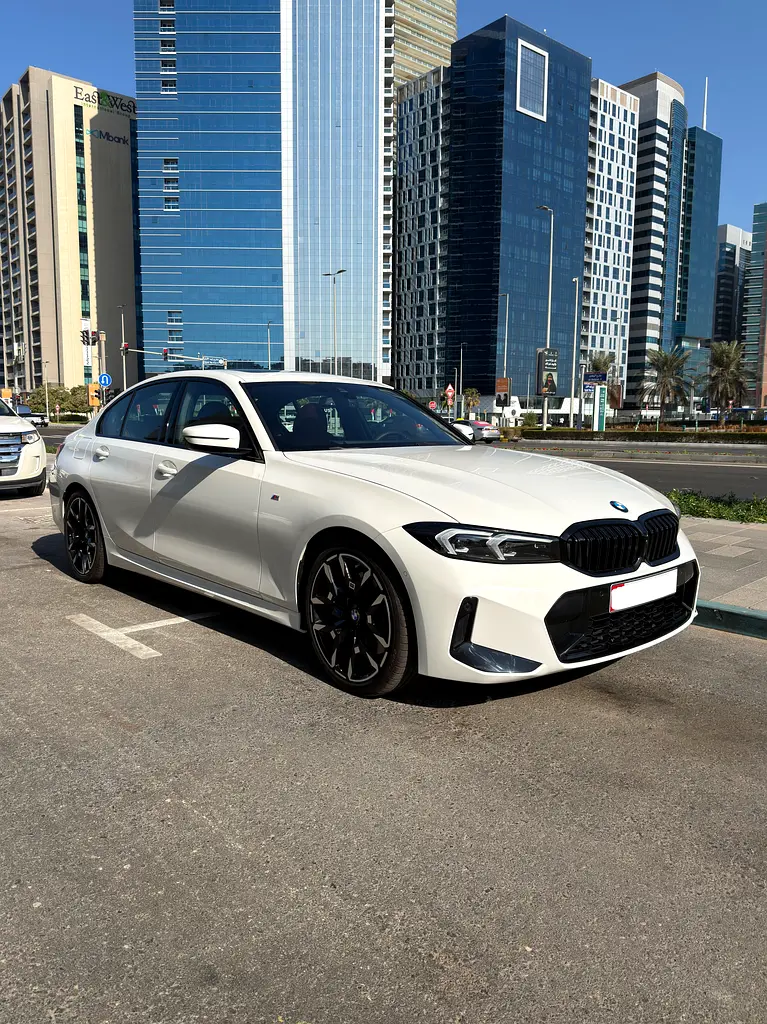 BMW 3-Série 330i 2025