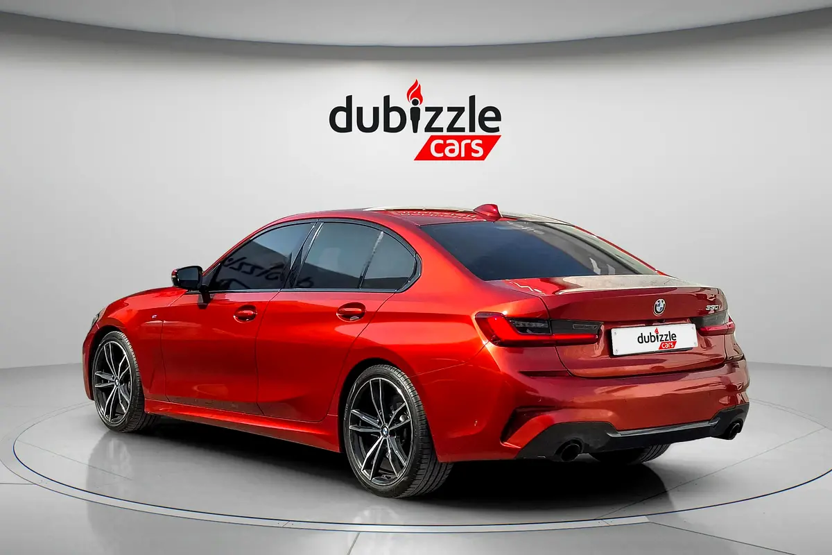 BMW 3-Series 330i 2022 - photo 8 - Import Émirats | International Cars