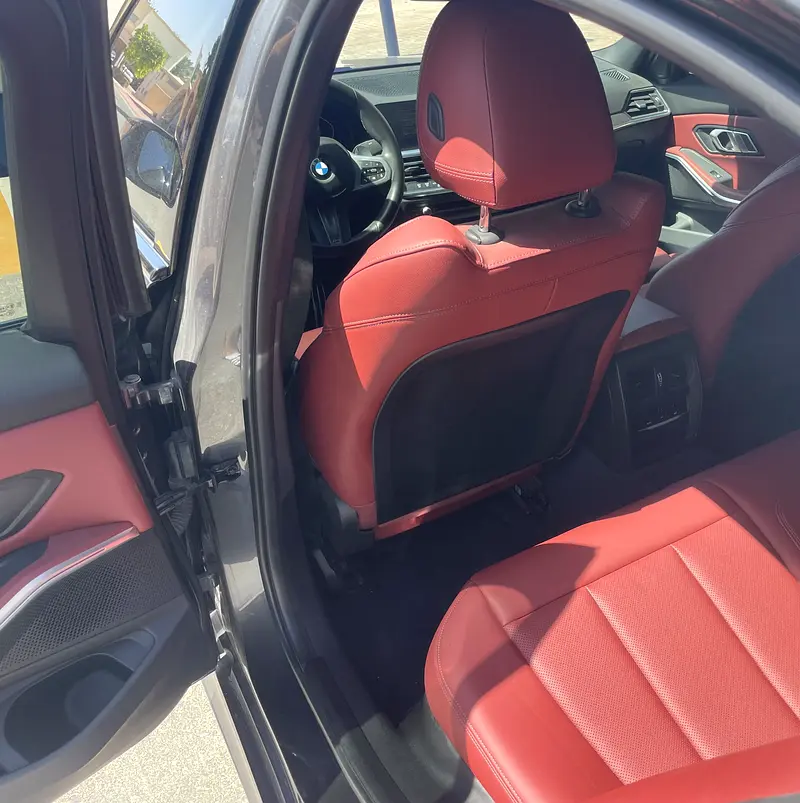 BMW 3-Series 330i 2022 - photo 8 - Import Émirats | International Cars